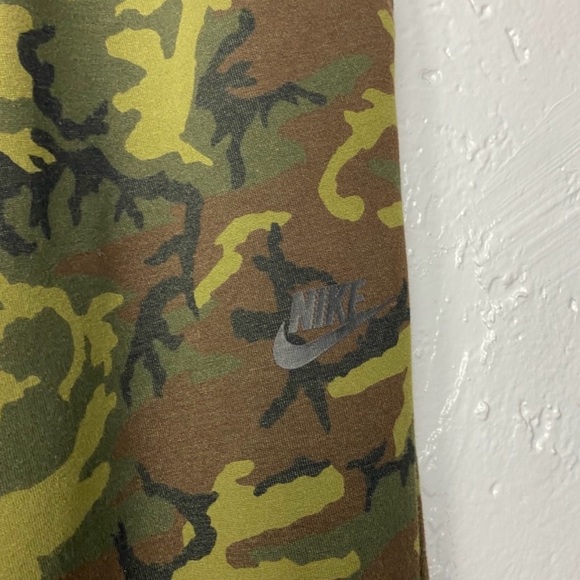 Nike Men’s Tech Fleece Camo Pants S - Picture 3 of 6